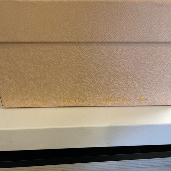 *mint* condition PRADA heels - Picture 10 of 12